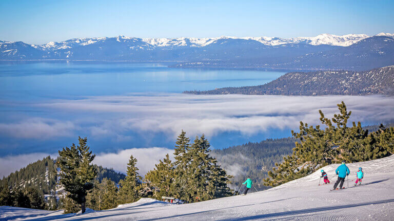 diamond peak skiing