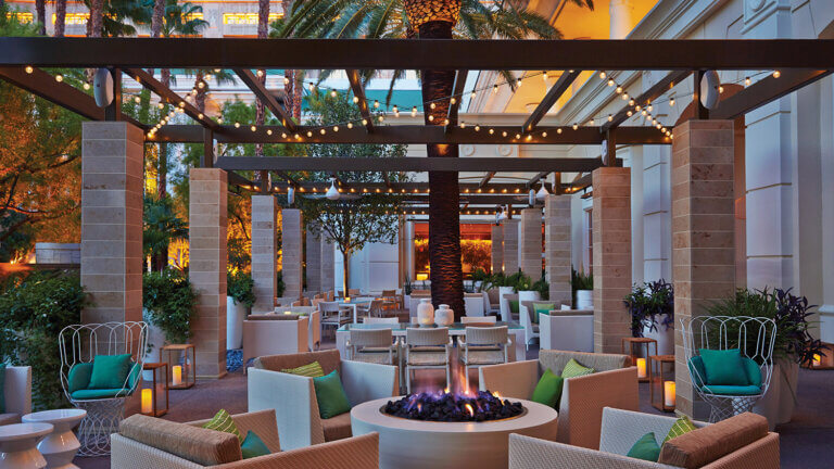 lounge at Four Seasons Hotel Las Vegas