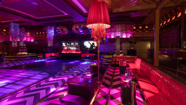bar inside grand sierra resort