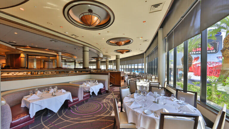 dining room at harrahs nevada