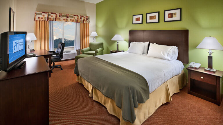 single bed room at the holiday inn express hotel & suites in minden