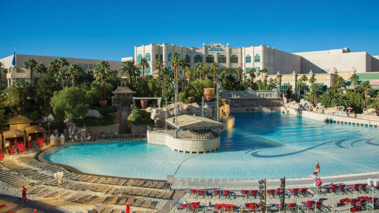 luxury style pool at mandalay bay in las vegas nv