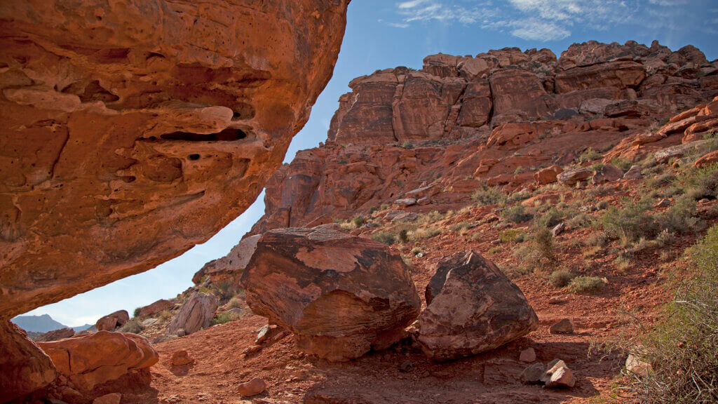 hiking in red canyons 