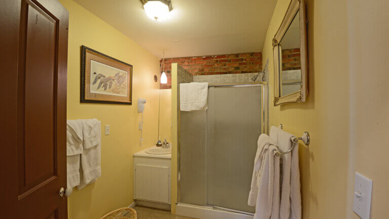 shower at Union Street Lodging B&B