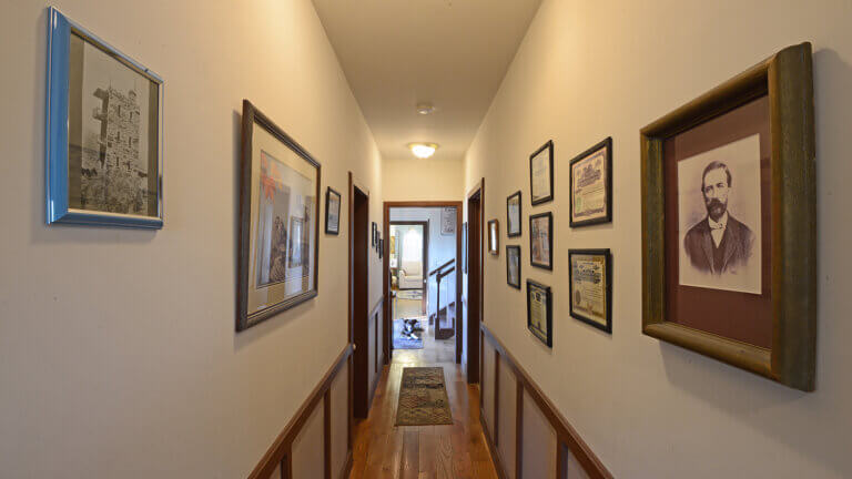 Hallway Union Street Lodging B&B