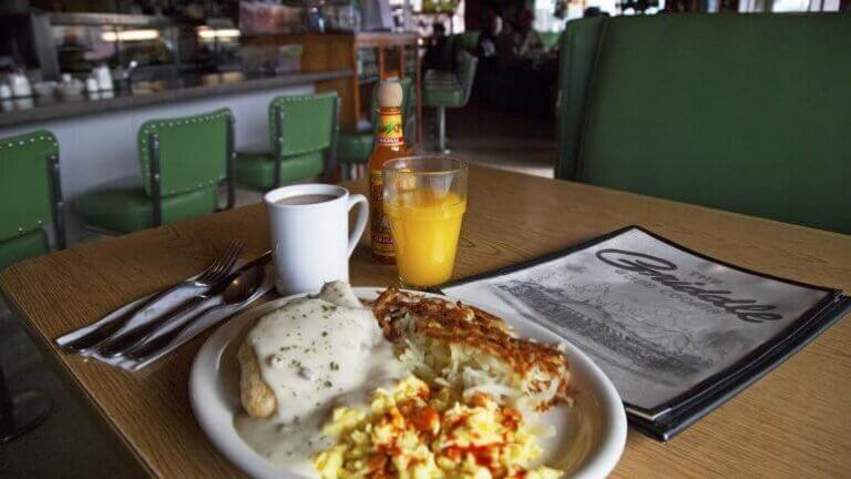 breakfast at the griddle winnemucca