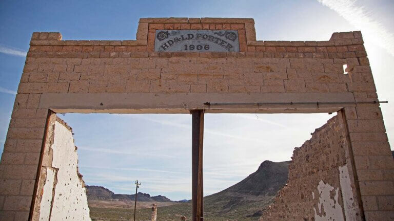 entrance to ghost town rhyolite