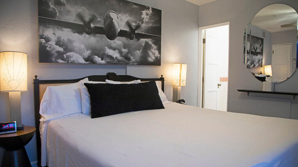 single bed room at the boulder dam hotel