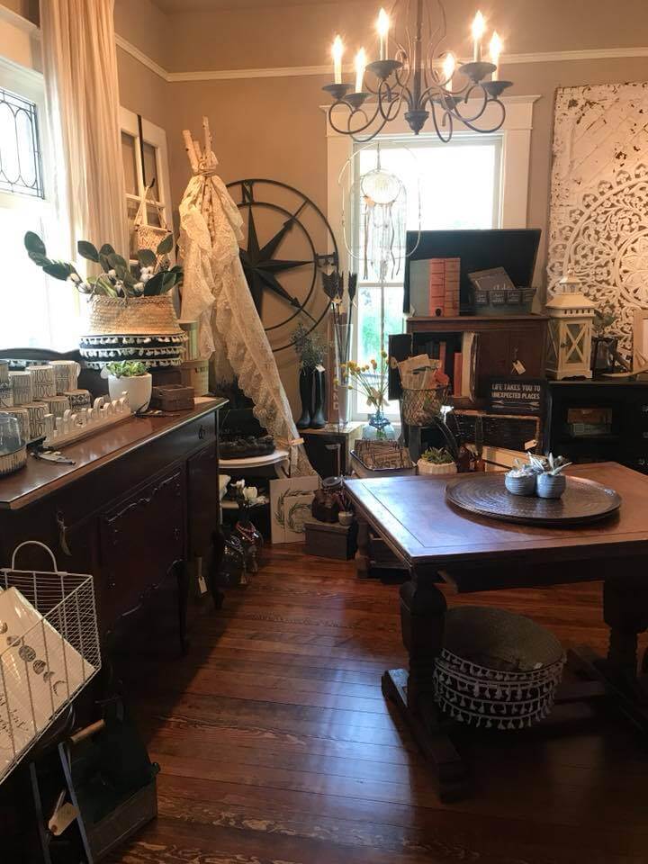 historic items in eddy street vintage market