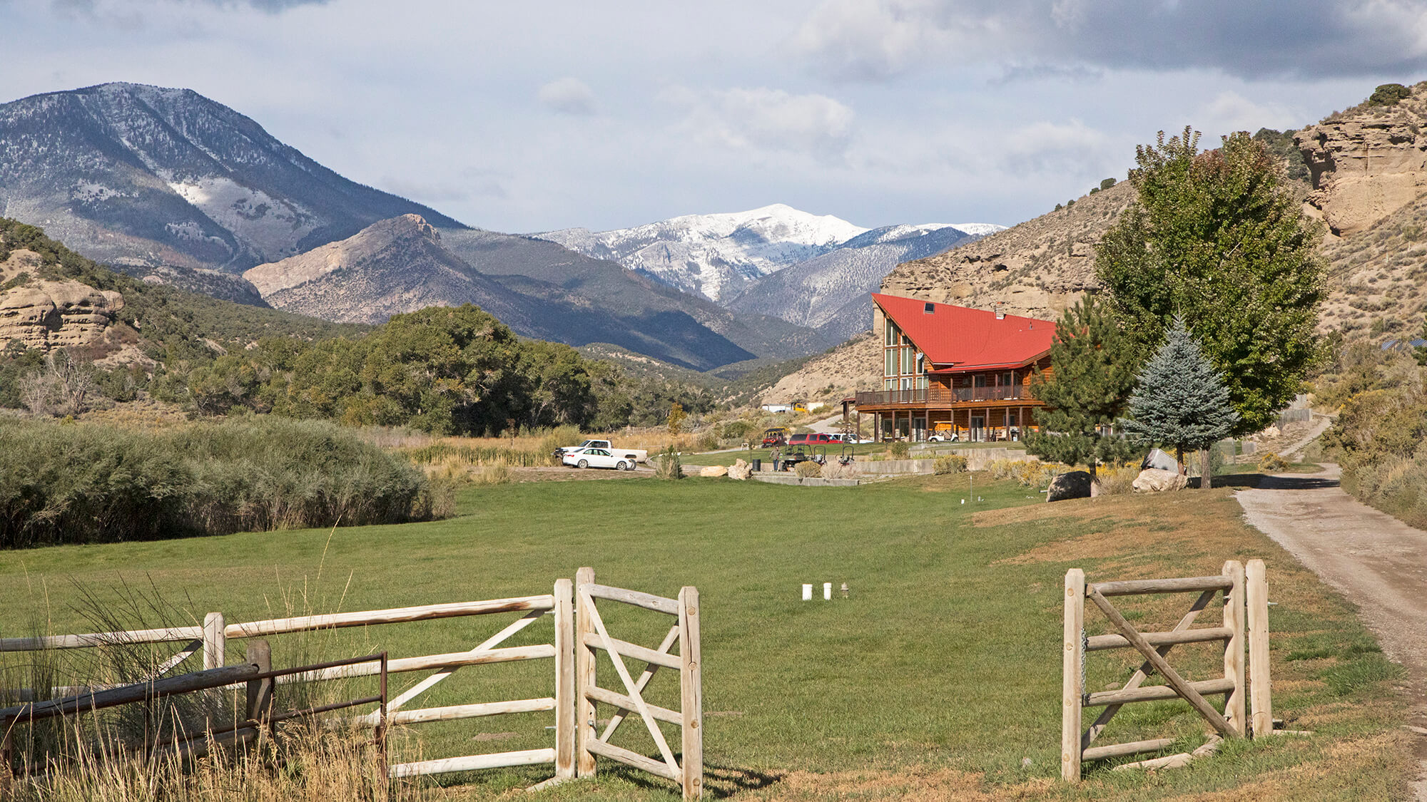 hidden canyon retreat exterior baker nevada