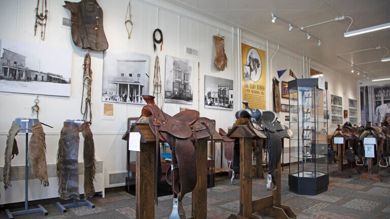 horse saddles at cowboy arts and gear
