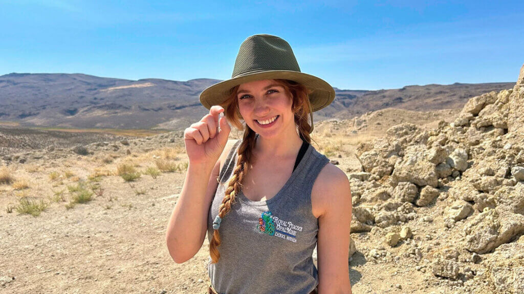 rockhounding royal peacock opal mine in denio nevada