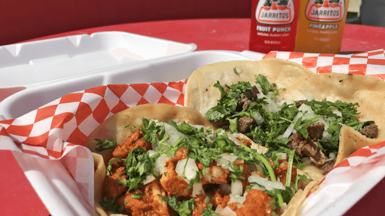 taco plate at la casita