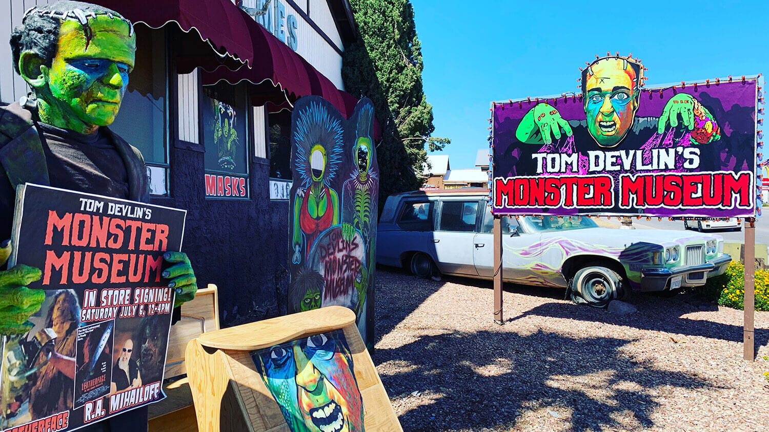 Home - Tom Devlin's Monster Museum