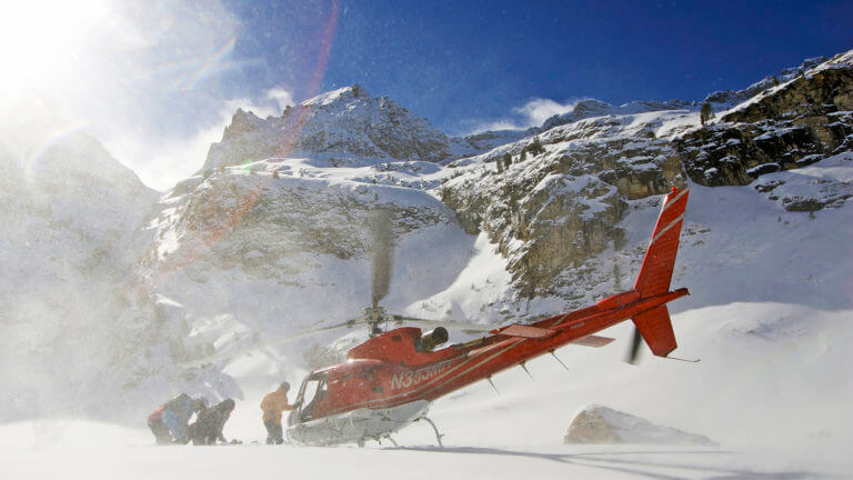 helicopter dropping skiers for ruby mountains nevada skiing