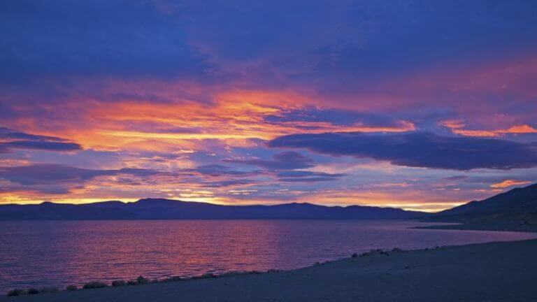 pyramid lake