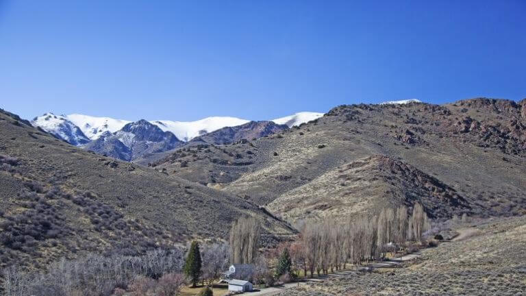 mountain range outside of unionville ghost town