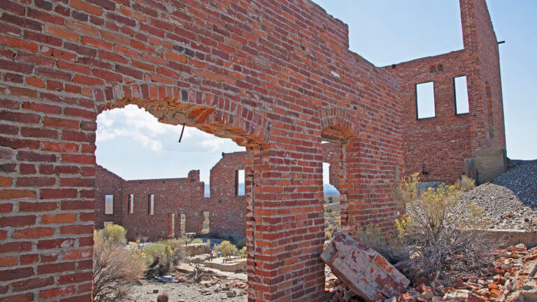 abandoned buildings in belmont ghost town