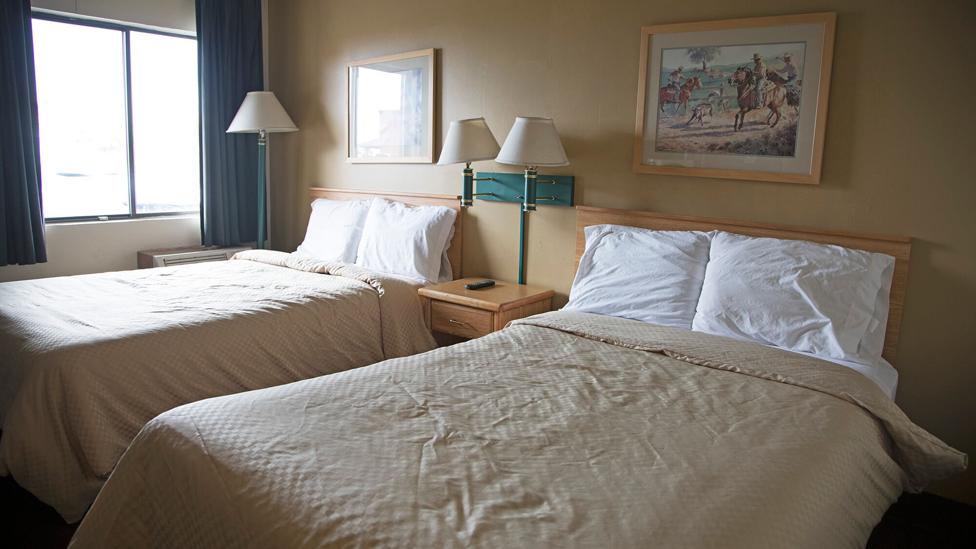 two bed room at rodeway inn battle mountain