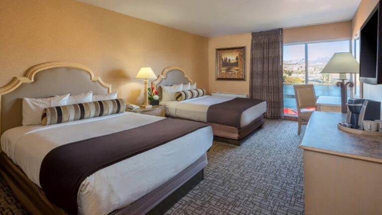 two queen size beds room golden nugget