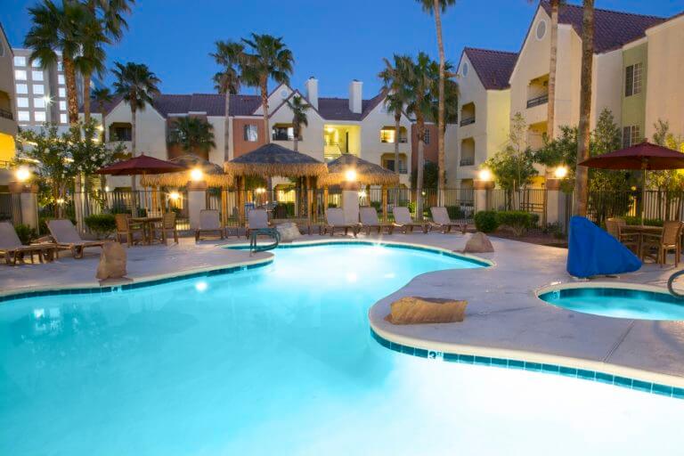 Holiday Inn Club pool
