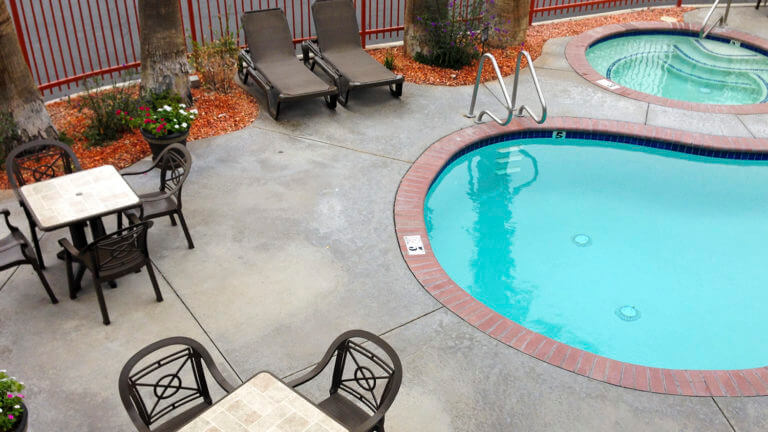 pool at best western mesquite inn