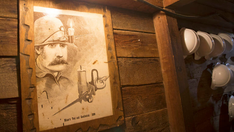 picture inside ponderosa saloon & mine tour