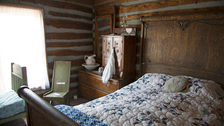bedroom at white pine public museum