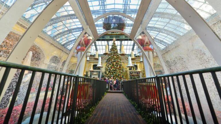 entrance to Bellagio Conservatory & Botanical Gardens