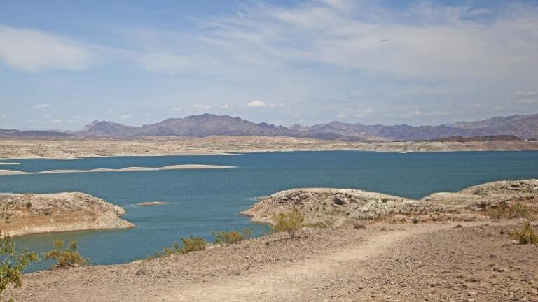 lake mead from las vegas