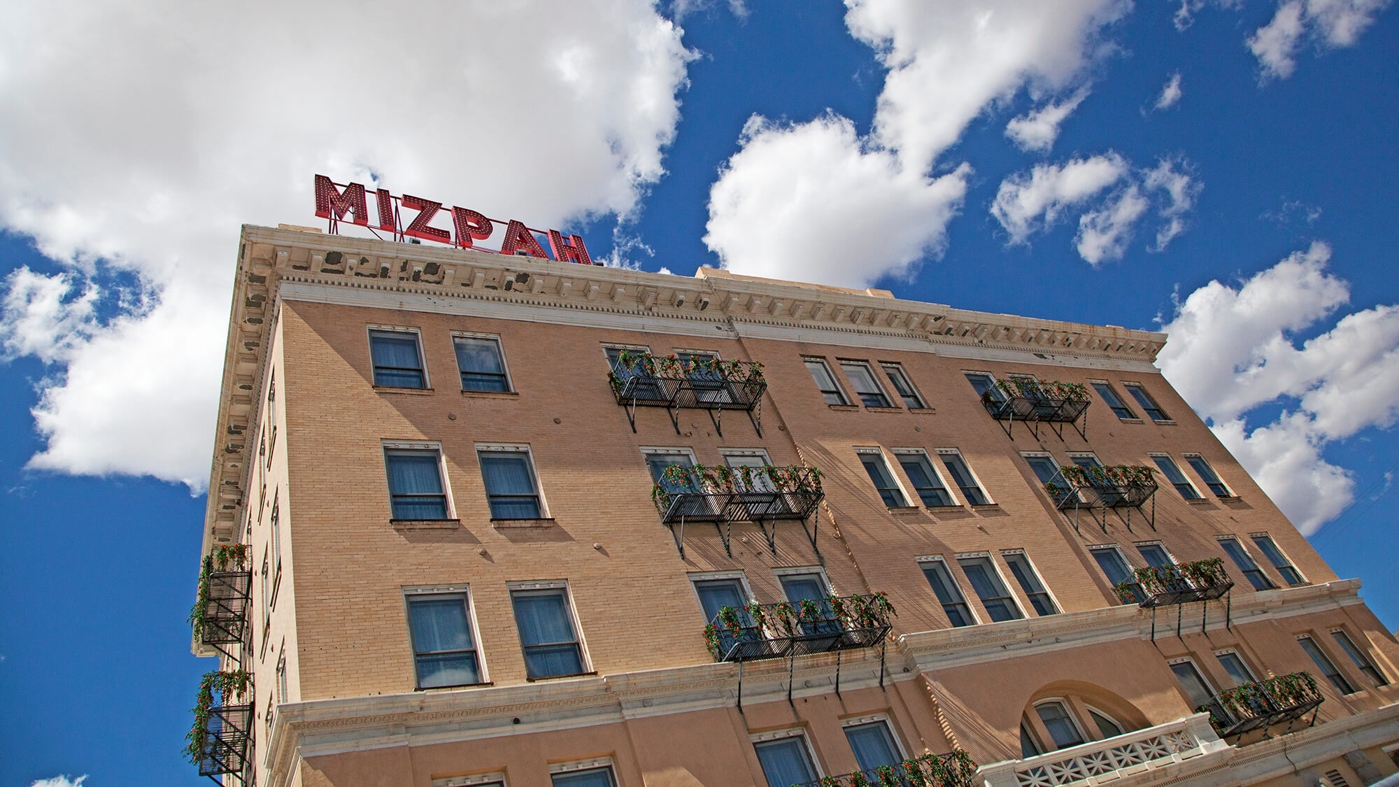  Das Mizpah Hotel