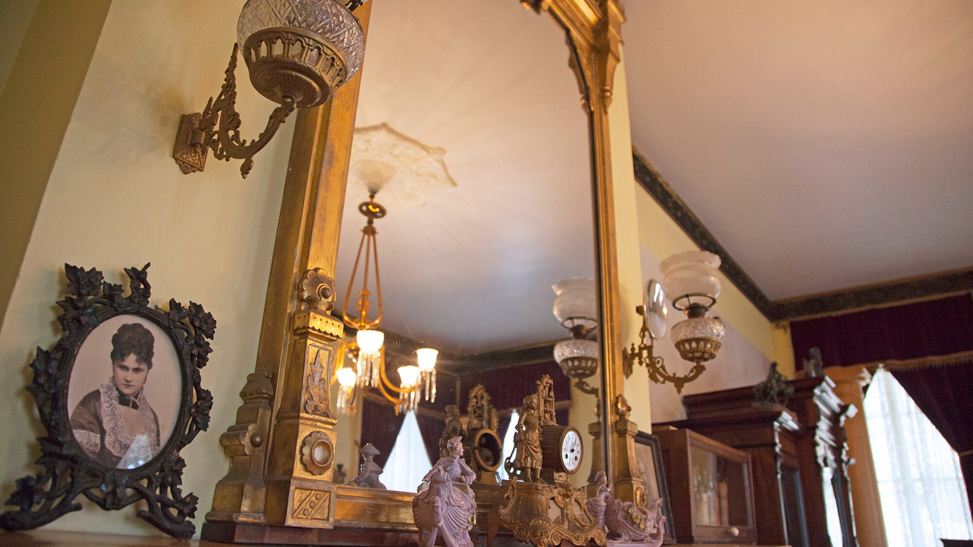 Ontdek de Mackay Mansion Museum in Virginia City Krediblog