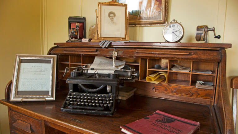 desk with old typewriter
