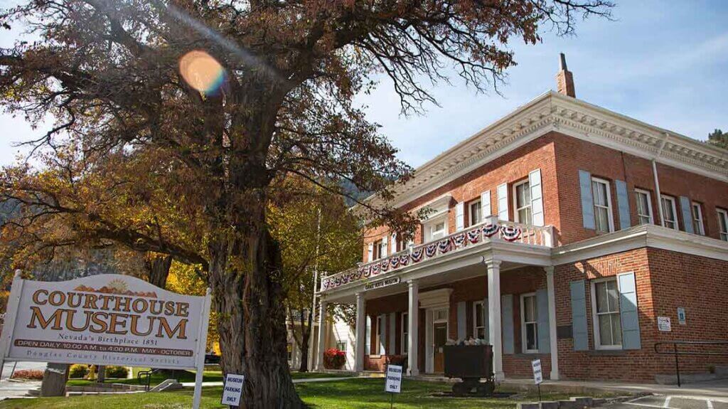 exterior of genoa courthouse and museum
