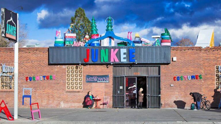 junkees store front in reno