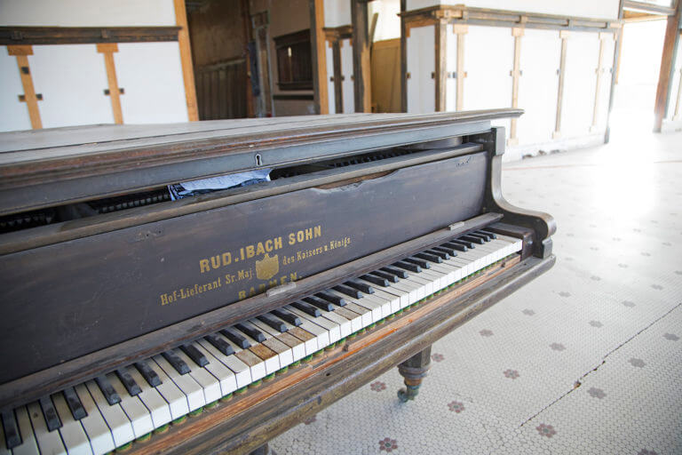 piano in goldfield hotel
