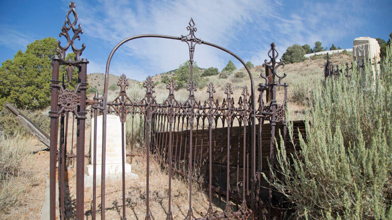 gate silver terrace cemetery