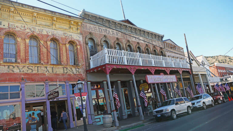 sunny day at virginia city street