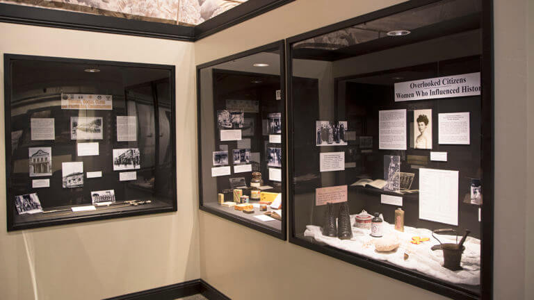 multiple display at the county museum