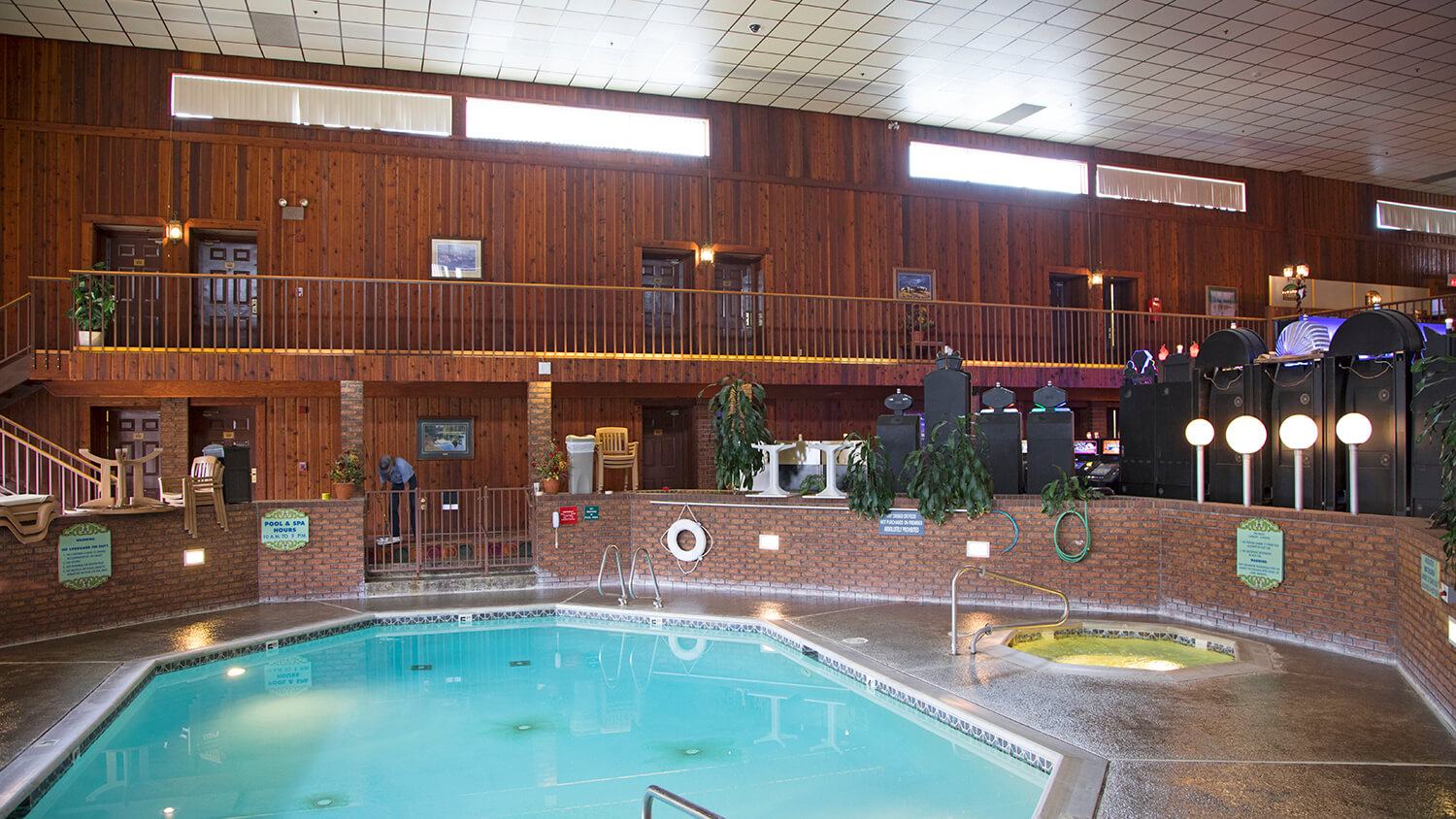 pool at Ramada Inn & Copper Queen Casino