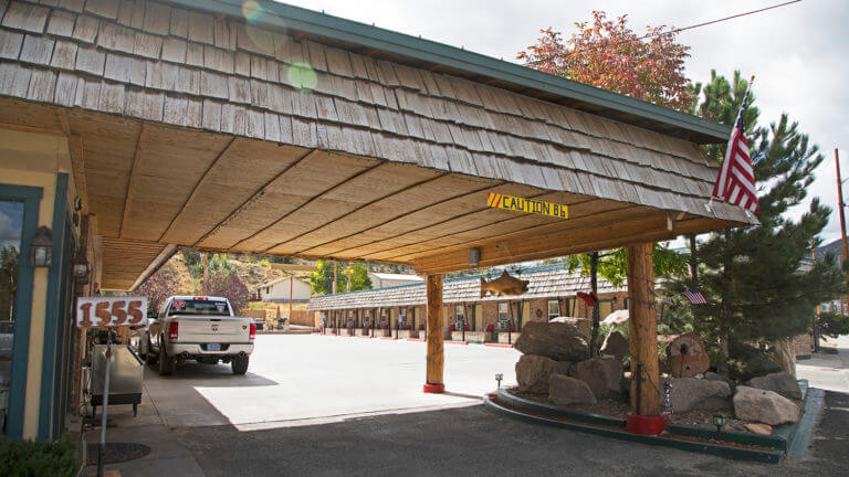 entrance at Rustic Inn