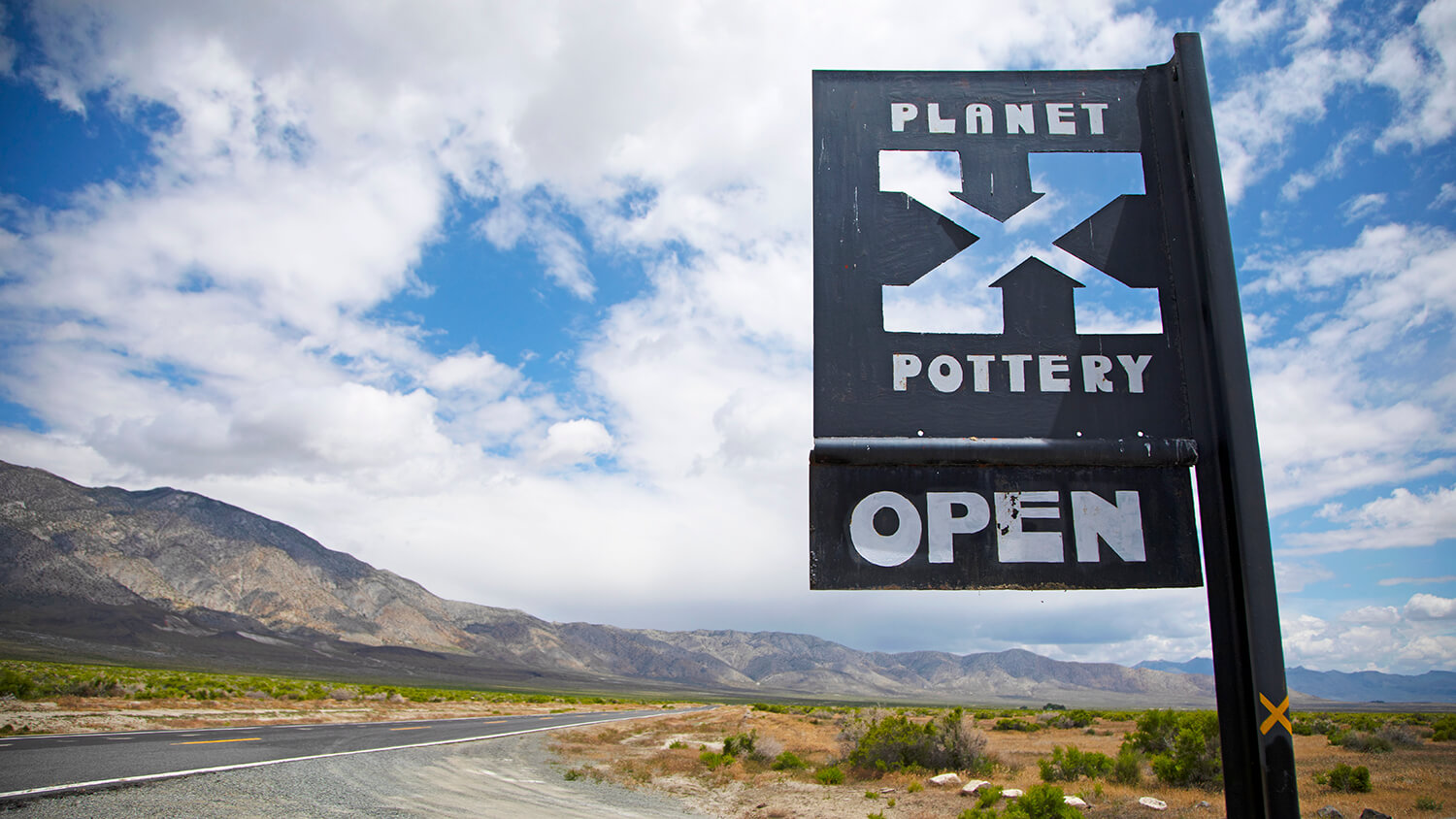 road-sign-planet-x-pottery.jpg