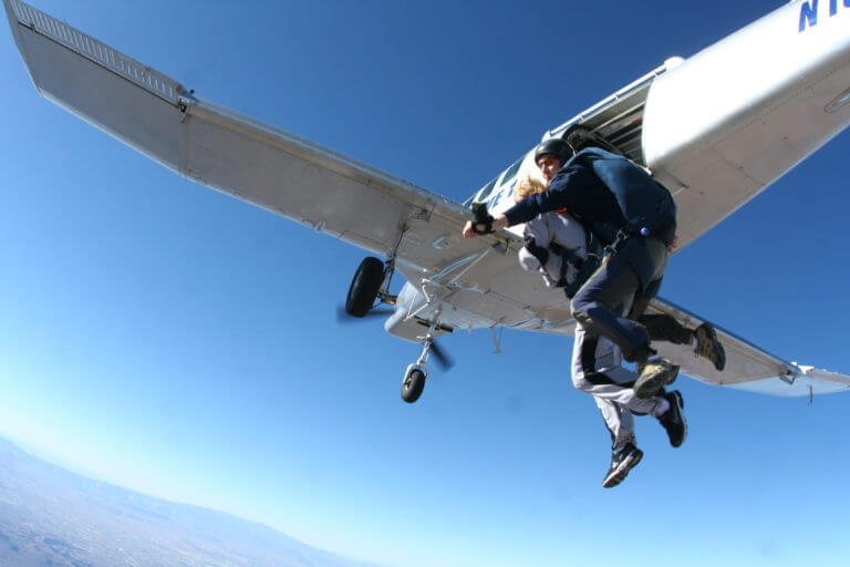 tandem drop out of plane over las vegas