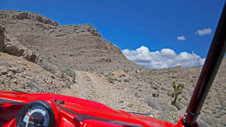 dirt road off roading