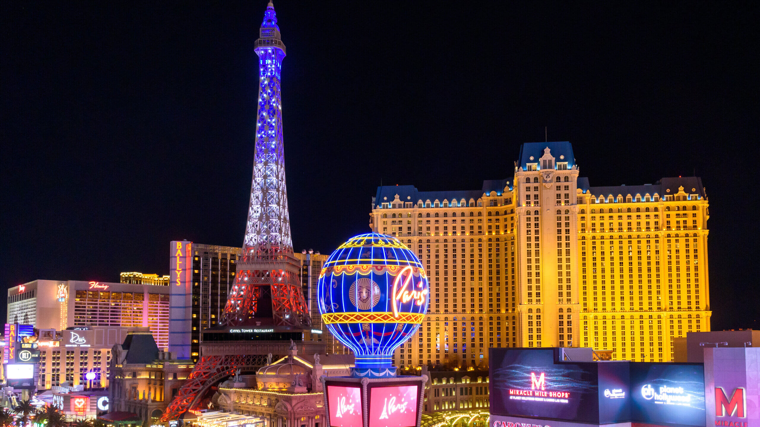 Eiffel Tower PARIS Casino LAS VEGAS Room KEY Card Hotel Go To the Top 