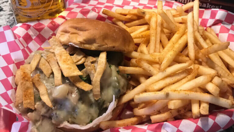 cheeseburger at beefys in reno