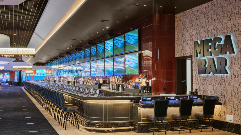 FIRST LOOK: Circa Resort puts emphasis on sports with biggest sportsbook in  Las Vegas