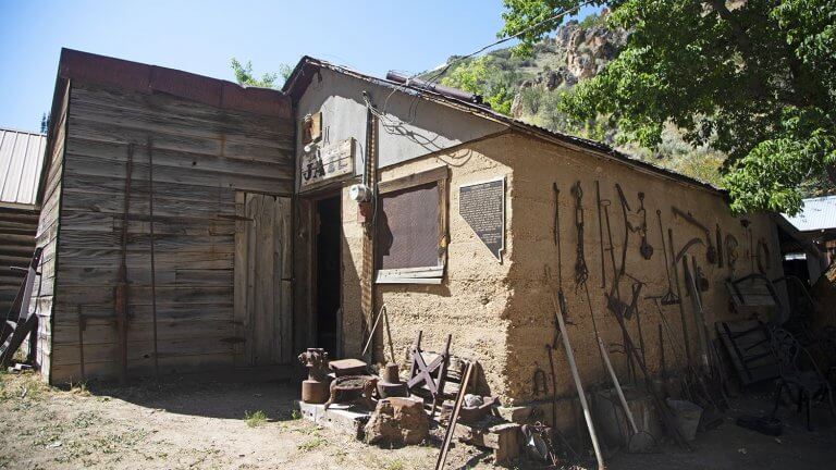 outside of the historic jarbidge jail