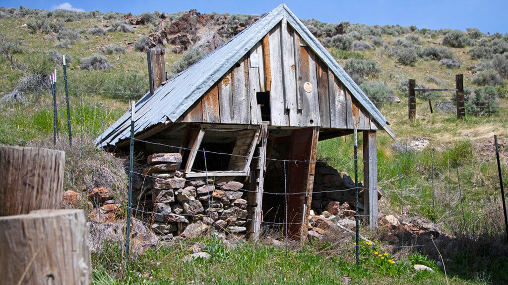 The 6 Coolest Nevada Ghost Towns to Explore