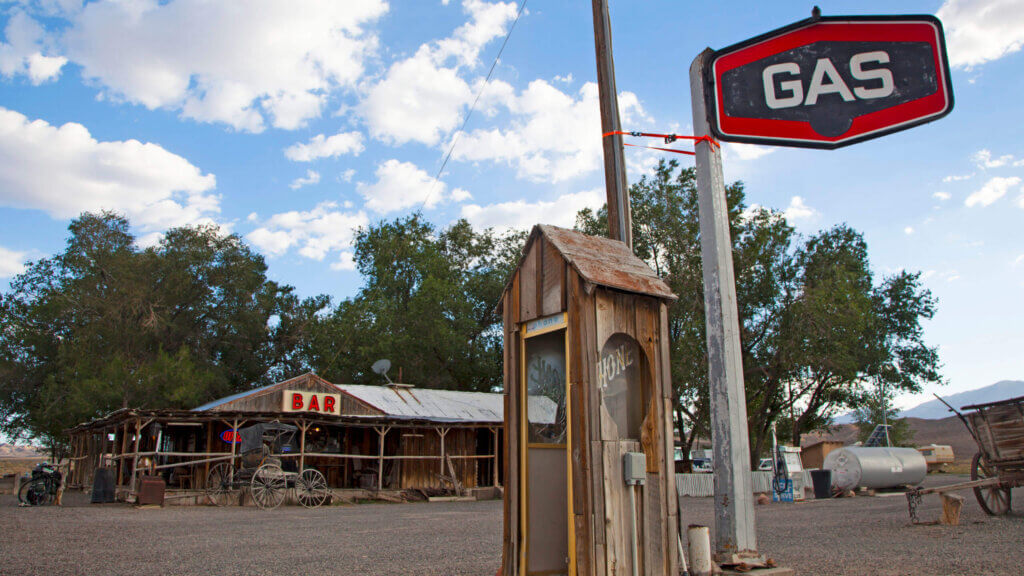 gas station 